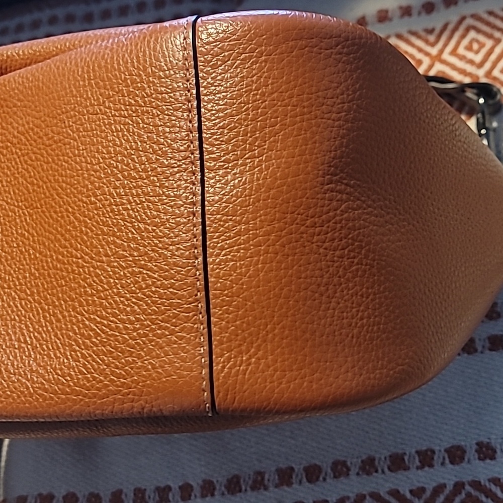 Coach  Leather Hobo Purse - Picture 6 of 8